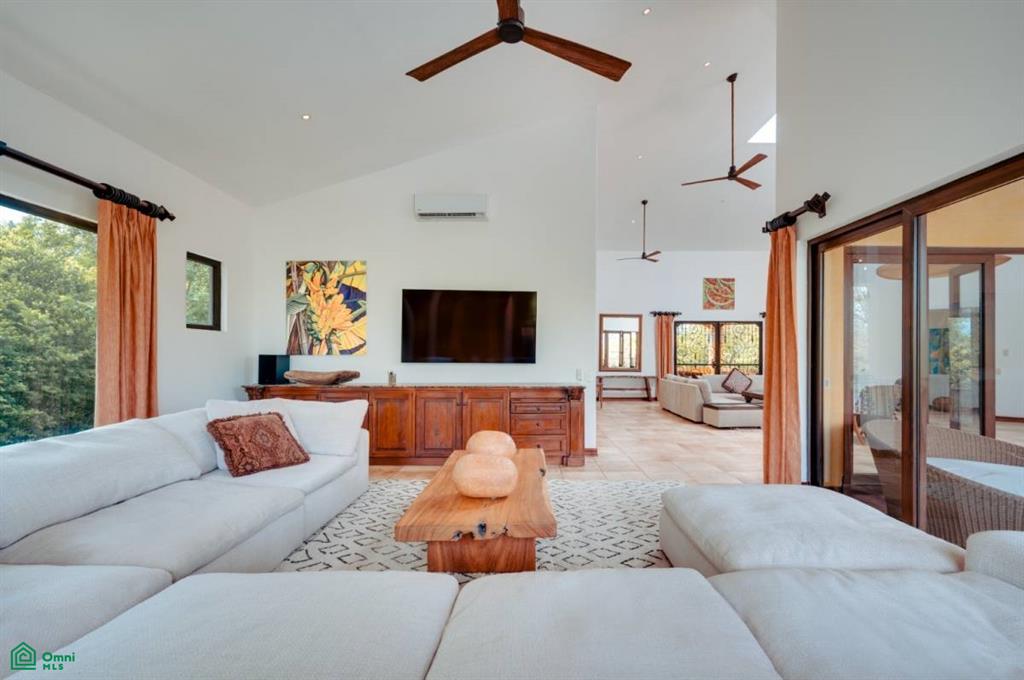Casa Neptuno Beachfront Home  - Hacienda Pinilla