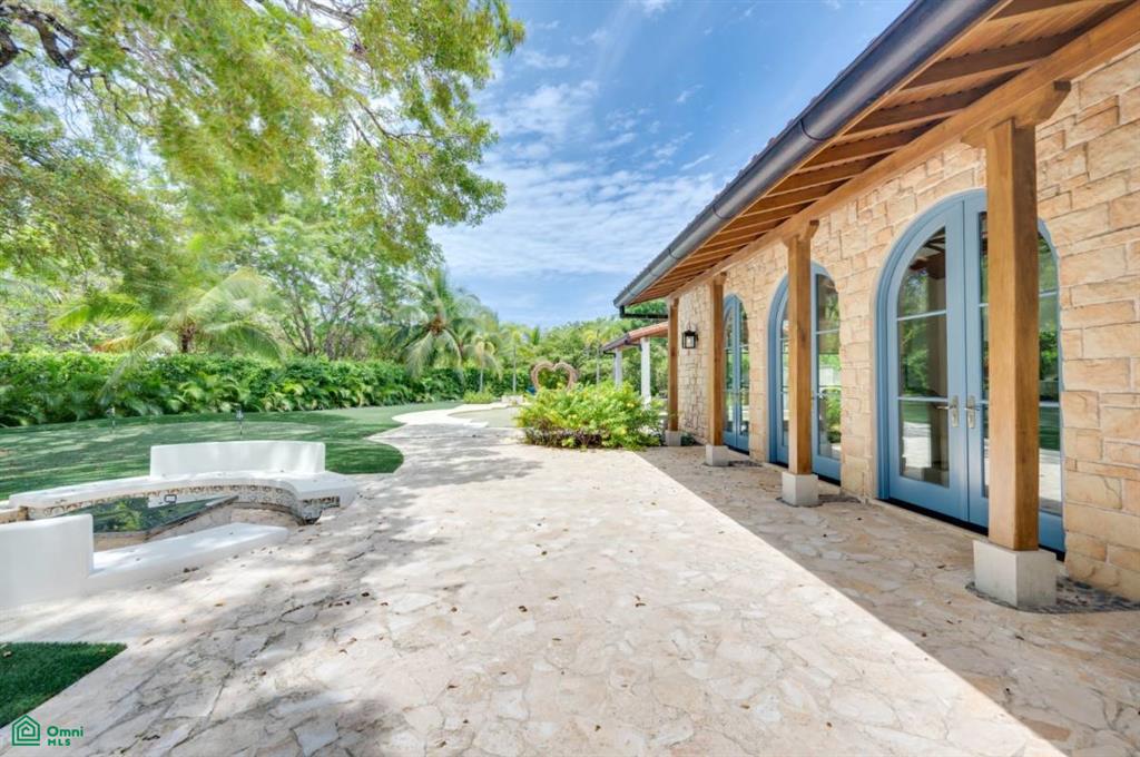 Villa Romantica Beachfront Luxury Home - Hacienda Pinilla