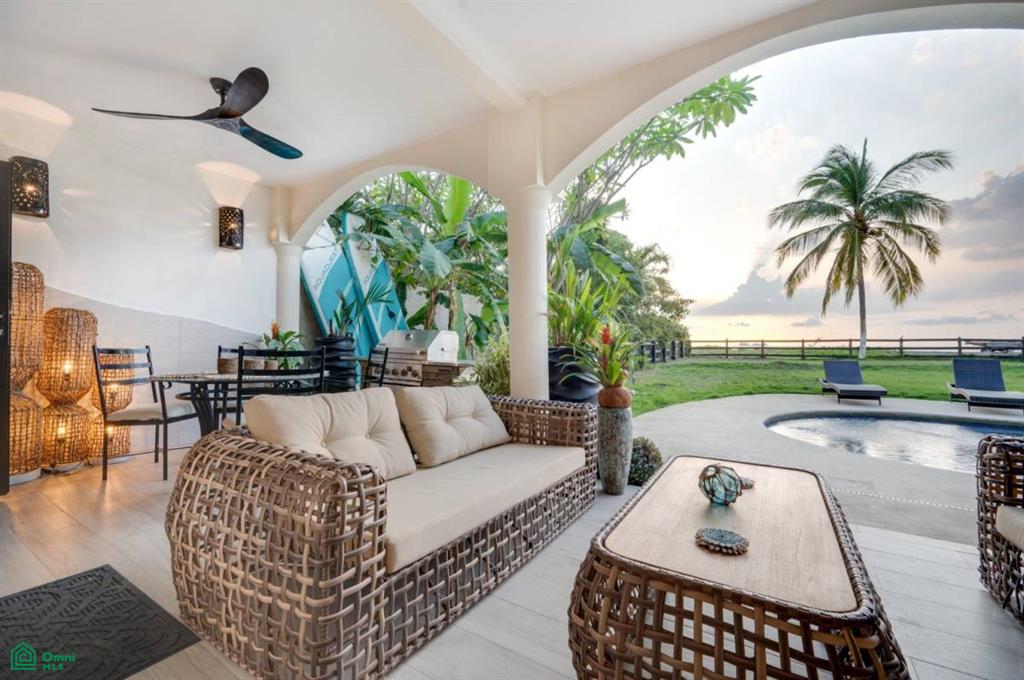 Beachfront Condo - Twin Dolphins 1A , Playa Potrero, Guanacaste