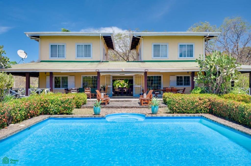 162 Acres Ranch Style Home - Coyolito Guanacaste