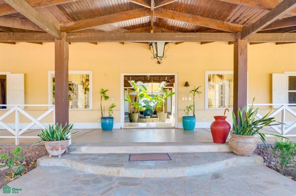 162 Acres Ranch Style Home - Coyolito Guanacaste