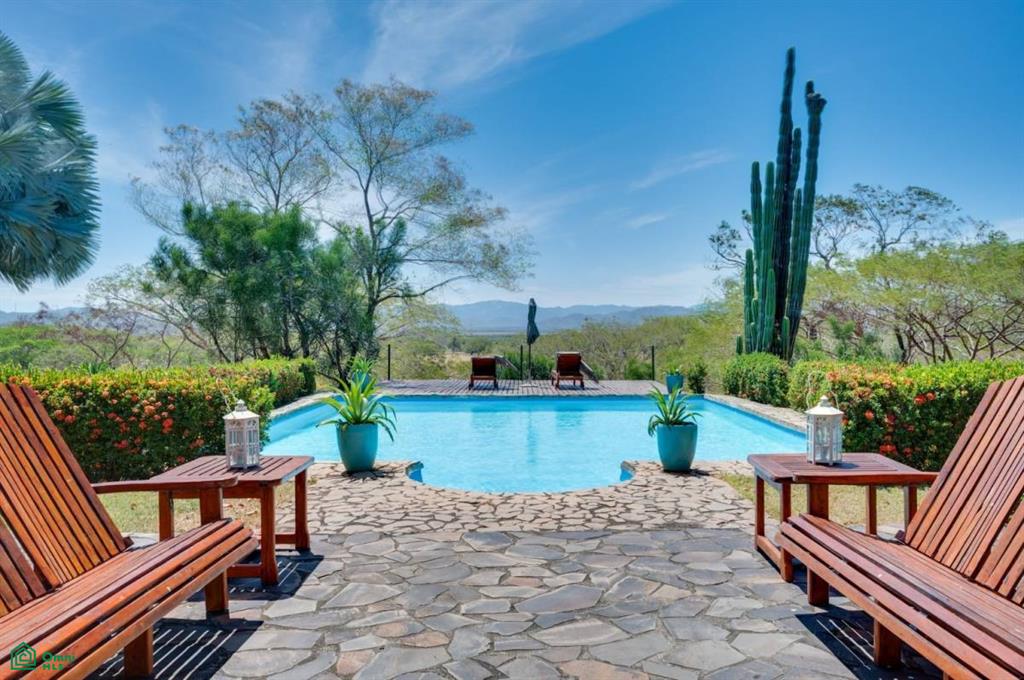 162 Acres Ranch Style Home - Coyolito Guanacaste