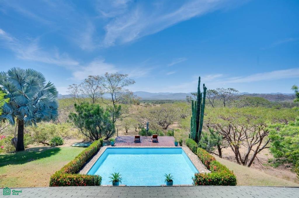 162 Acres Ranch Style Home - Coyolito Guanacaste