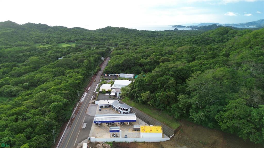 Mixed-Use Development Lot HUACAS