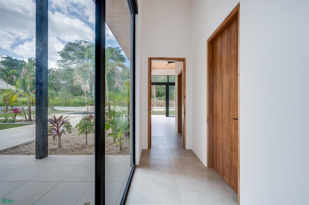 Villa Vivencia - 6 Bedroom Luxury Home - Playa Grande