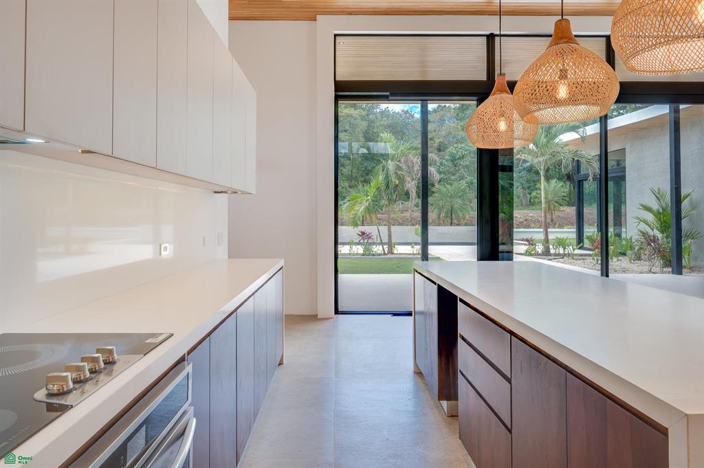 Villa Vivencia - 6 Bedroom Luxury Home - Playa Grande