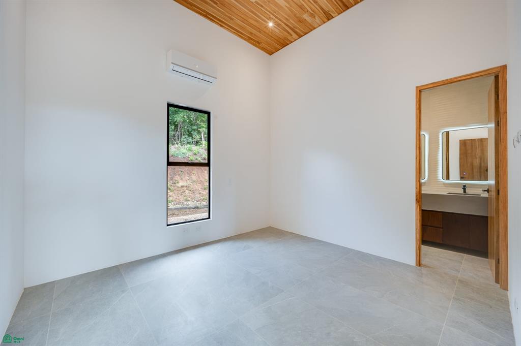 Villa Vivencia - 6 Bedroom Luxury Home - Playa Grande