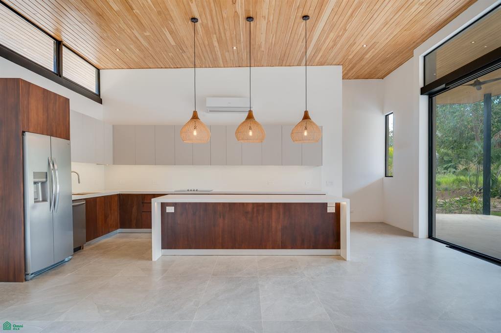 Villa Vivencia - 6 Bedroom Luxury Home - Playa Grande