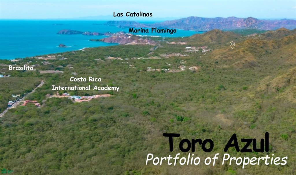 Brasilito 950 acres with water- Toro Azul