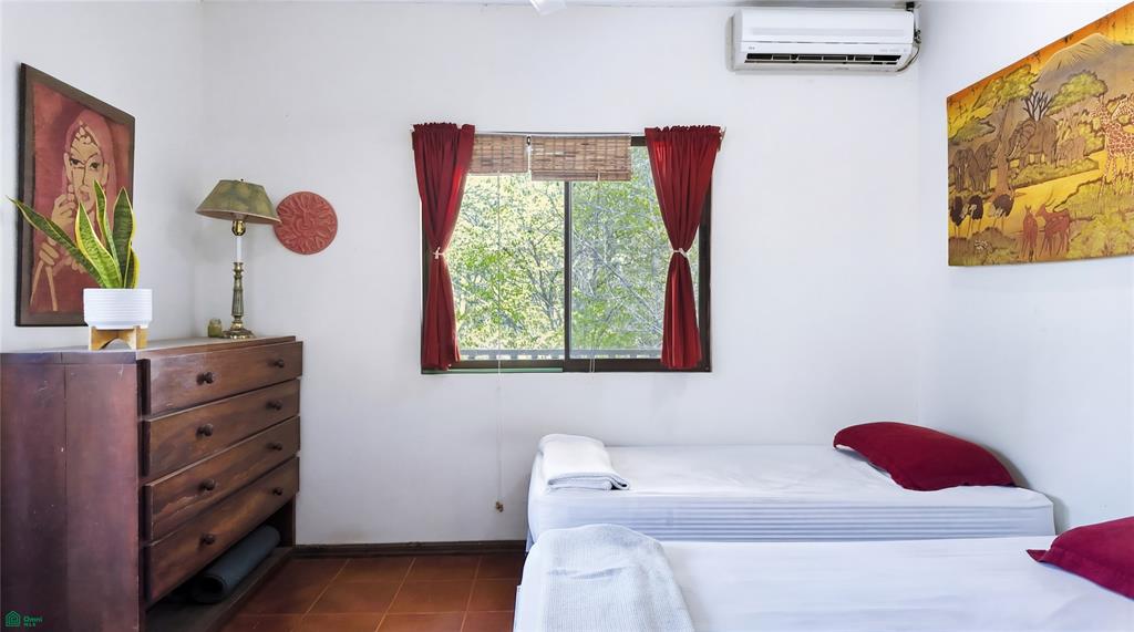 Casa Rosada Lomas de Conchal - Playa Puerto Viejo