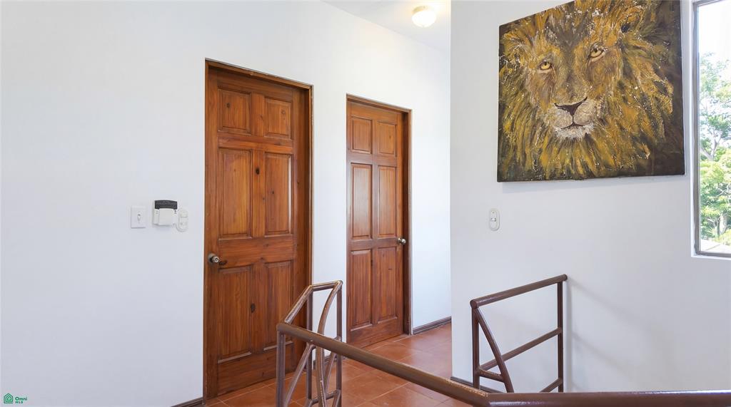 Casa Rosada Lomas de Conchal - Playa Puerto Viejo