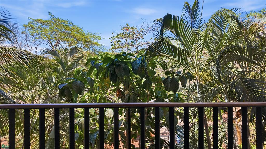 Casa Rosada Lomas de Conchal - Playa Puerto Viejo