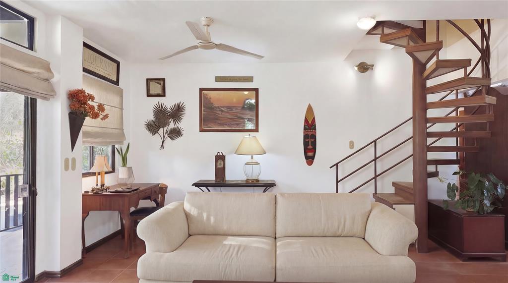 Casa Rosada Lomas de Conchal - Playa Puerto Viejo