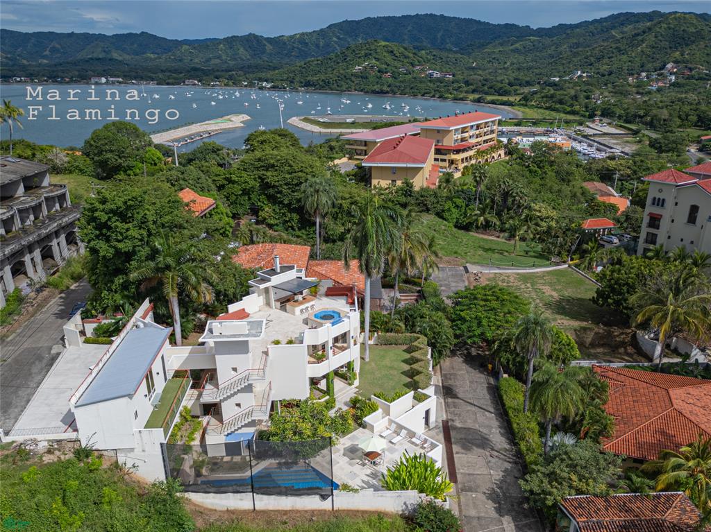 Casa Lot Four - Ocean View Home