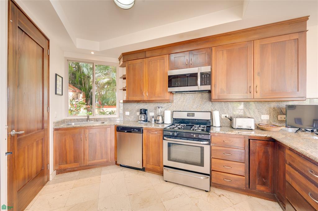 Casa Lot Four - Ocean View Home