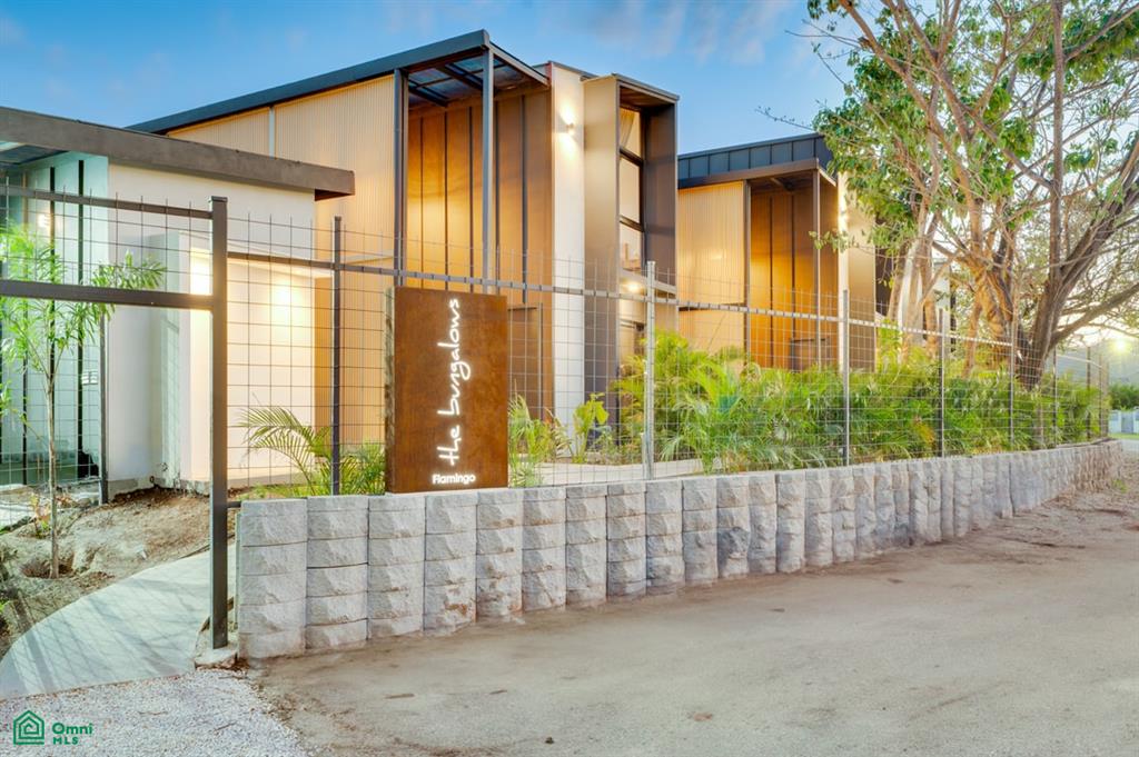 The Bungalows - Flamingo Estates