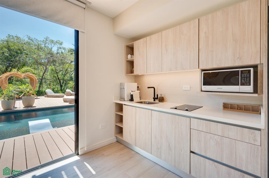 The Bungalows - Flamingo Estates