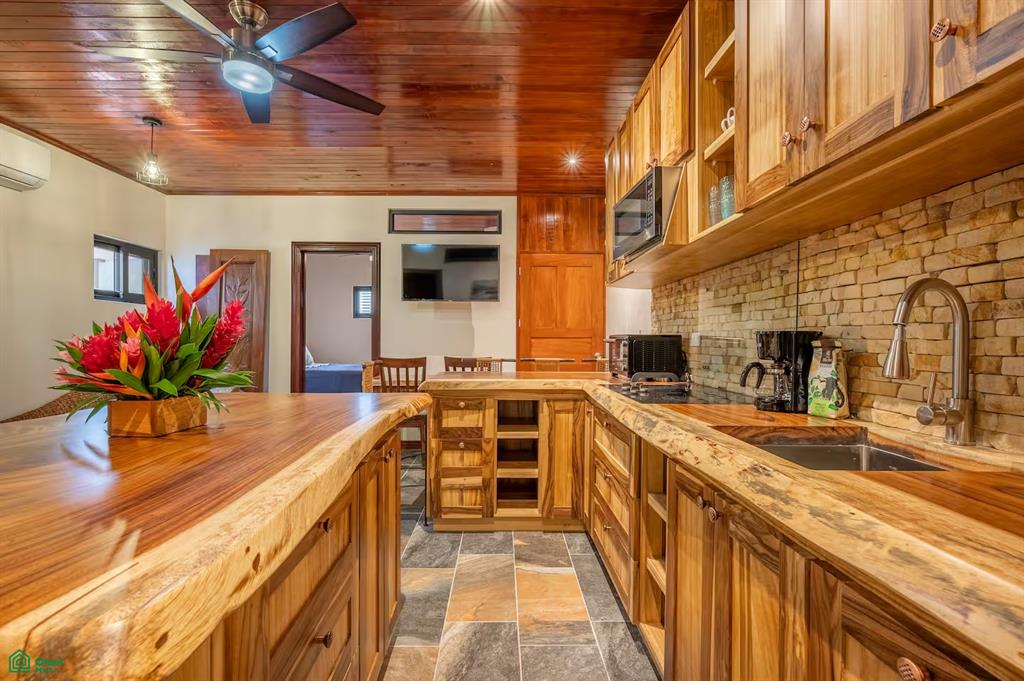 Flamingo Marina Cove Condo 622