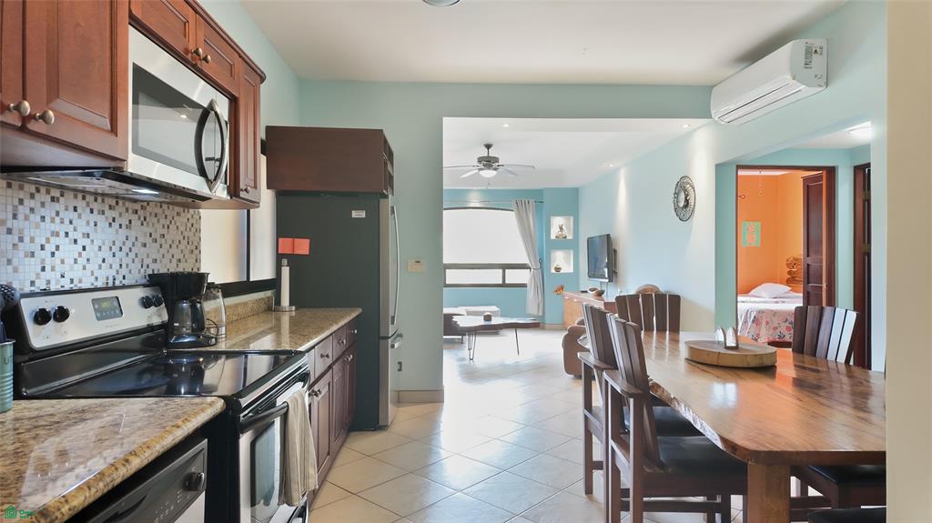 The Oaks # 44 Condo For Sale!