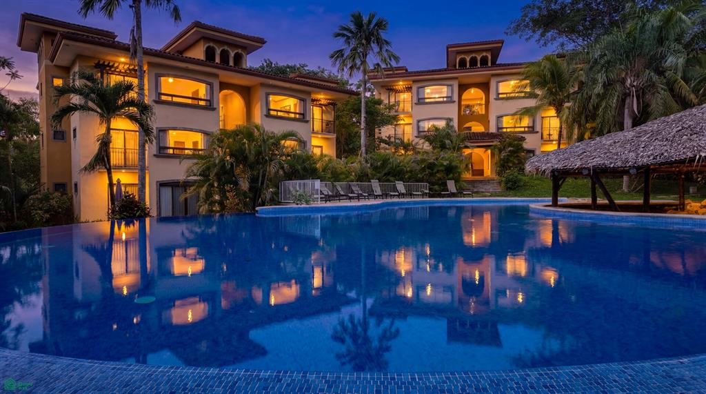 The Oaks # 44 Condo For Sale!