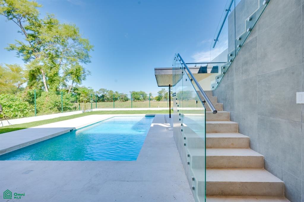 FLAMINGO ESTATES