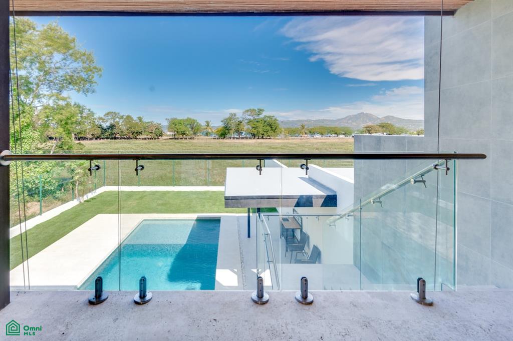 FLAMINGO ESTATES