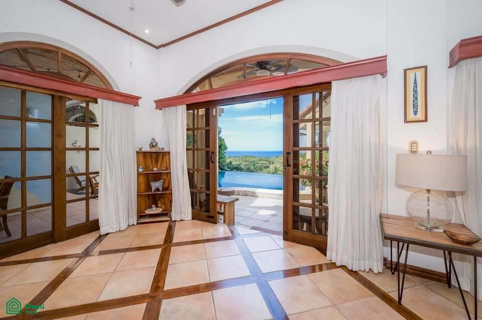 6 Bedroom Duplex - Playa Prieta 