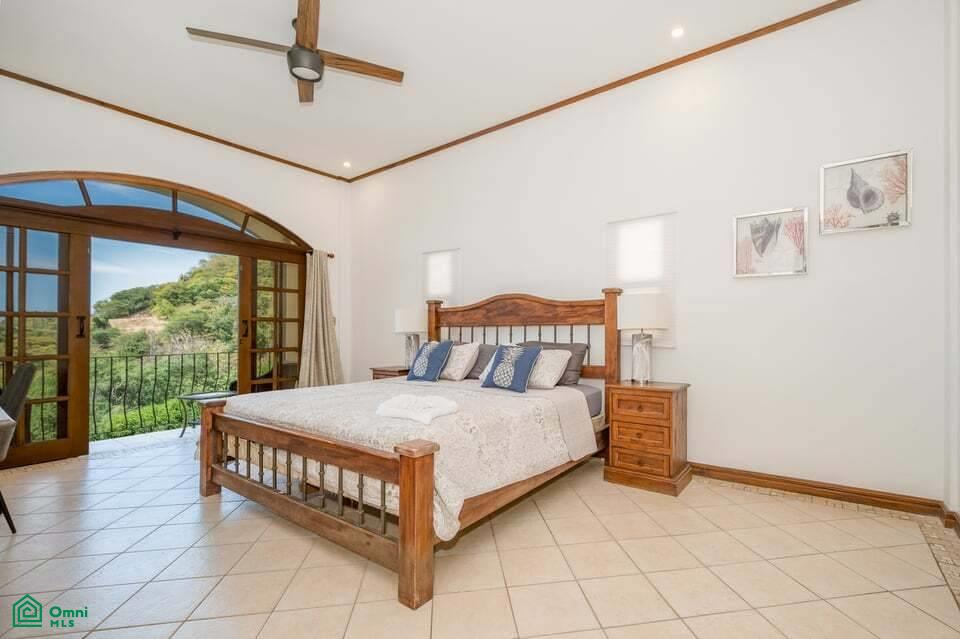 6 Bedroom Duplex - Playa Prieta 