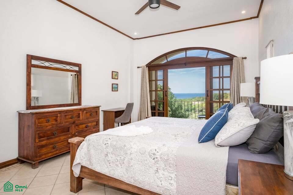 6 Bedroom Duplex - Playa Prieta 