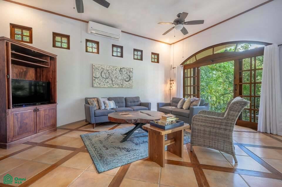 6 Bedroom Duplex - Playa Prieta 