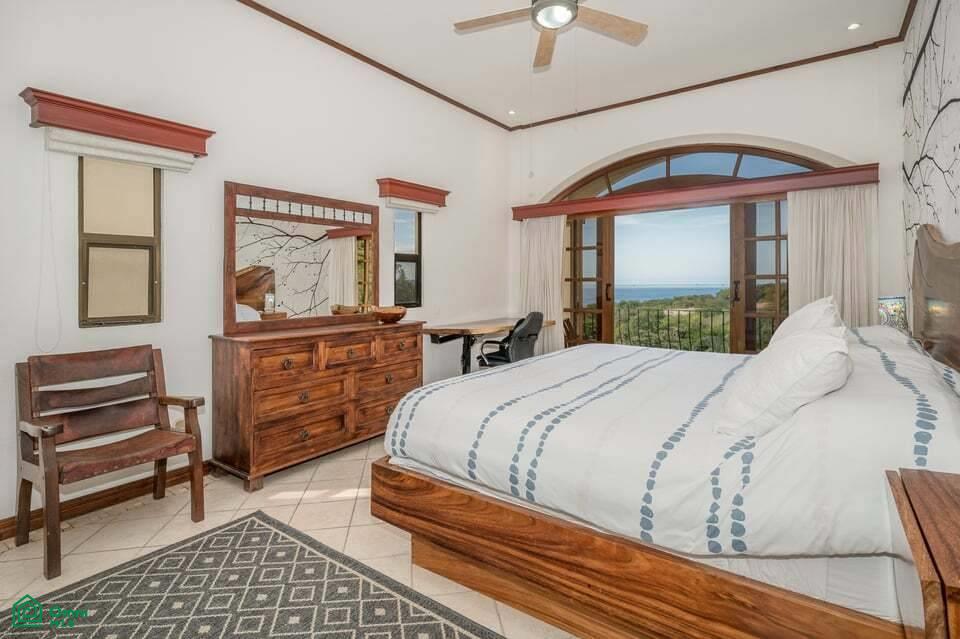 6 Bedroom Duplex - Playa Prieta 