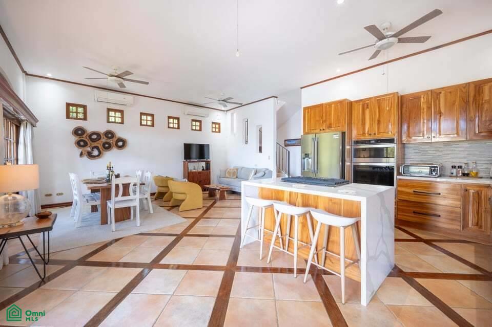 6 Bedroom Duplex - Playa Prieta 