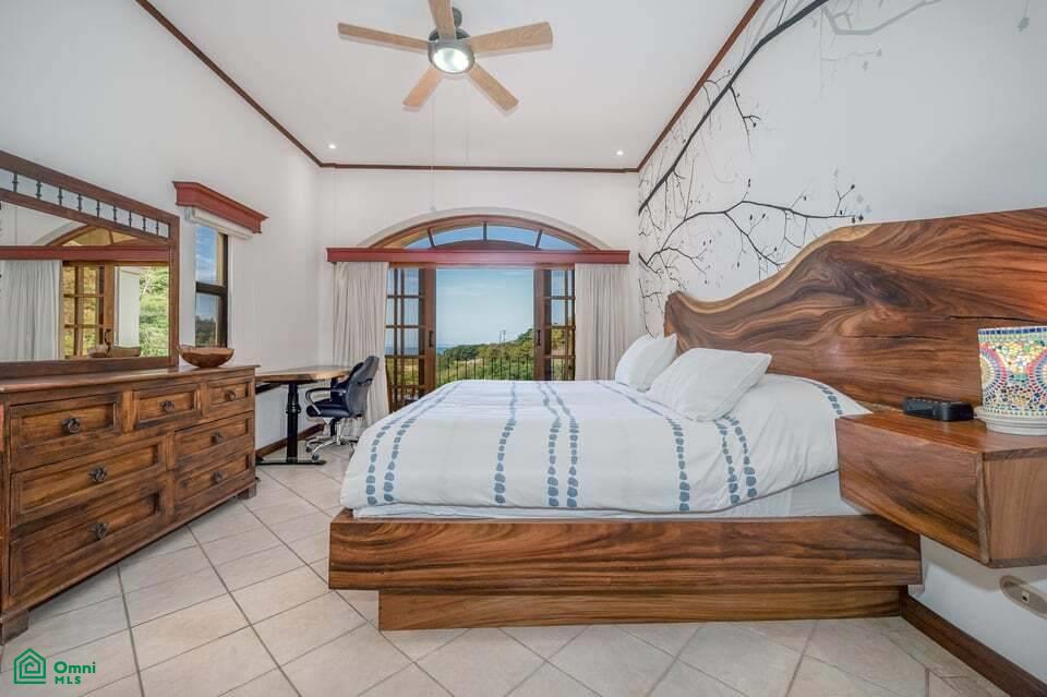 6 Bedroom Duplex - Playa Prieta 