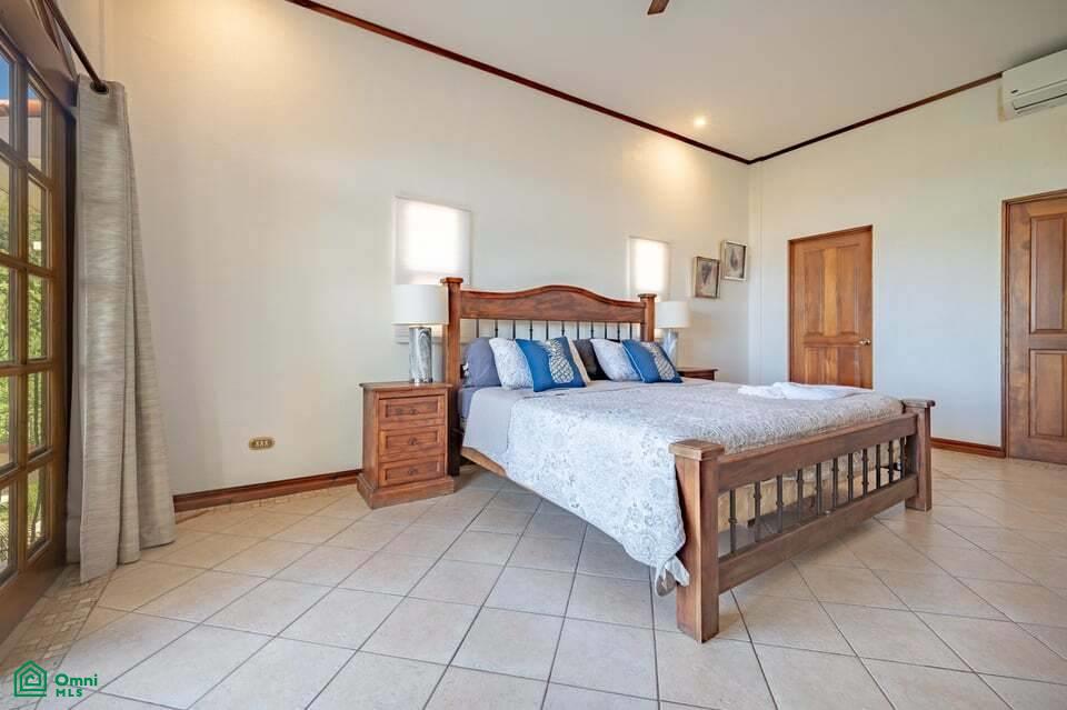 6 Bedroom Duplex - Playa Prieta 