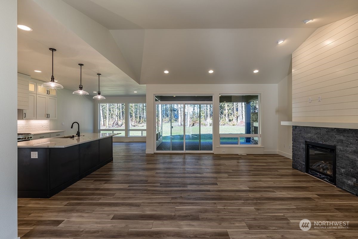 14525 107th Street NE