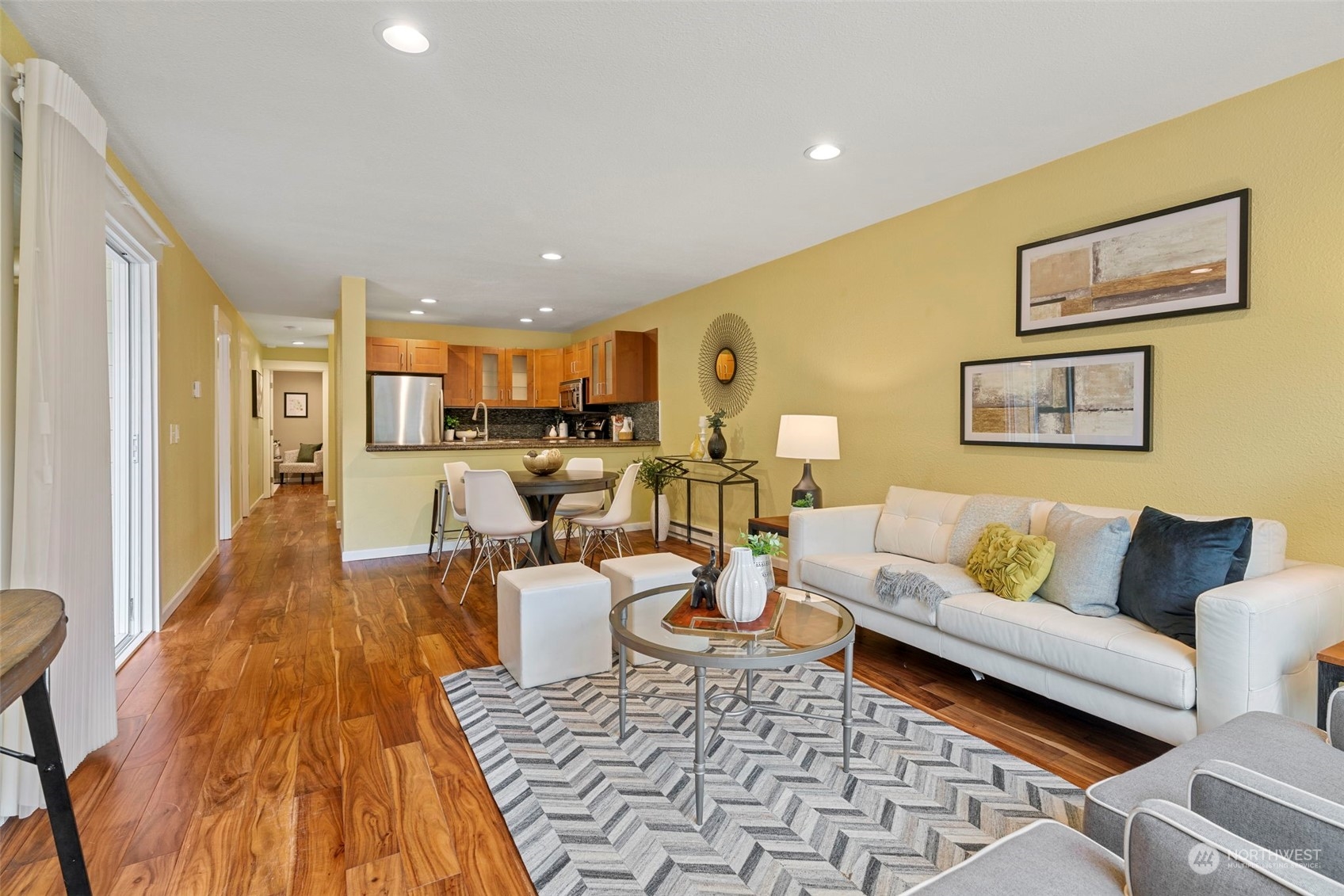 5824 NE 75th Street #D103