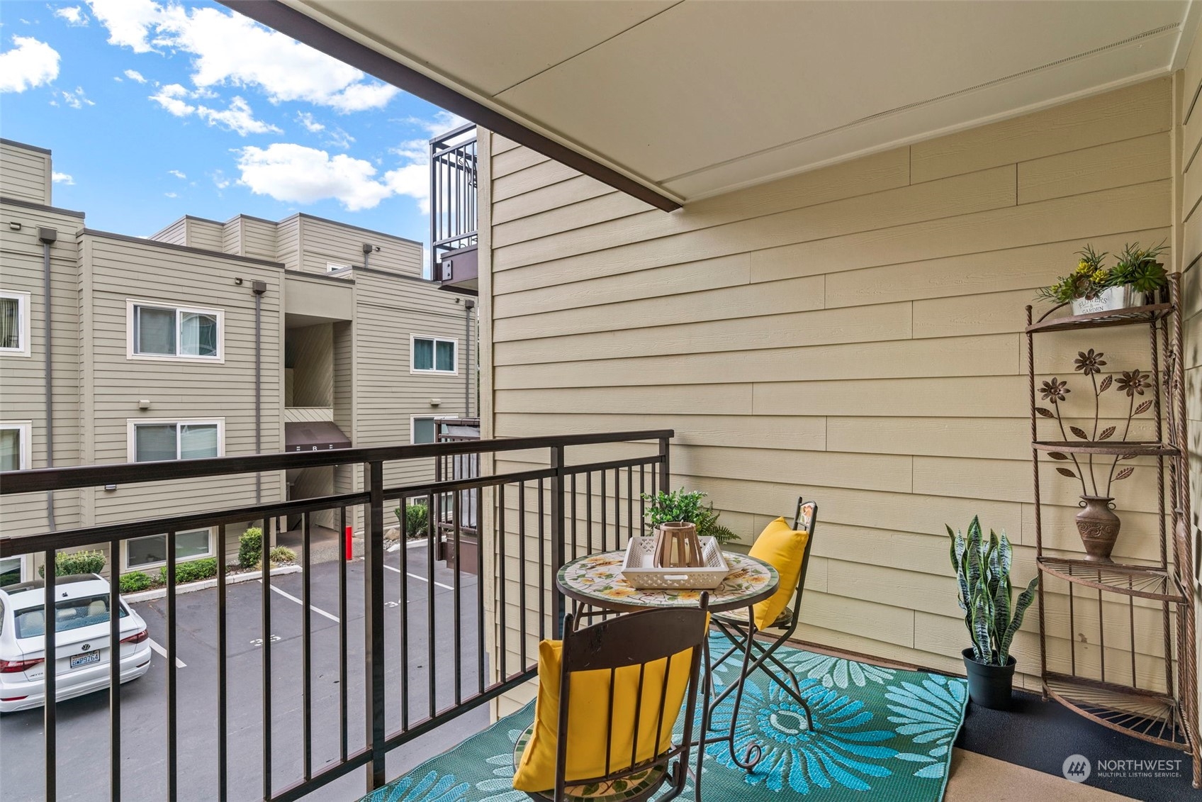 5824 NE 75th Street #D103