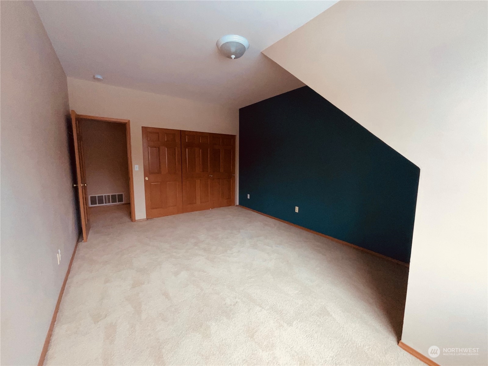 33103 NE 127th Street