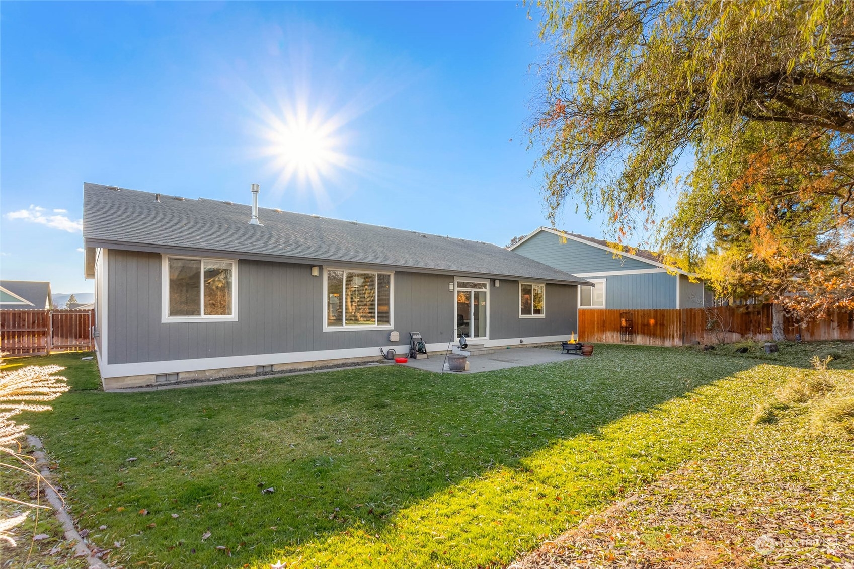 1701 E Canterbury Drive