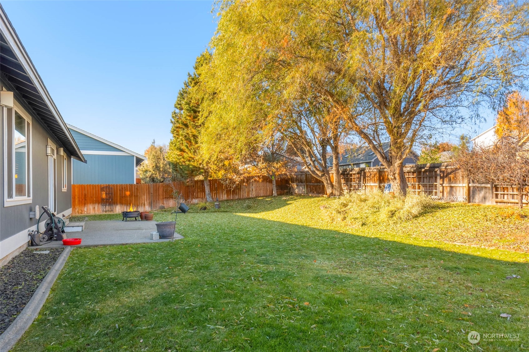 1701 E Canterbury Drive