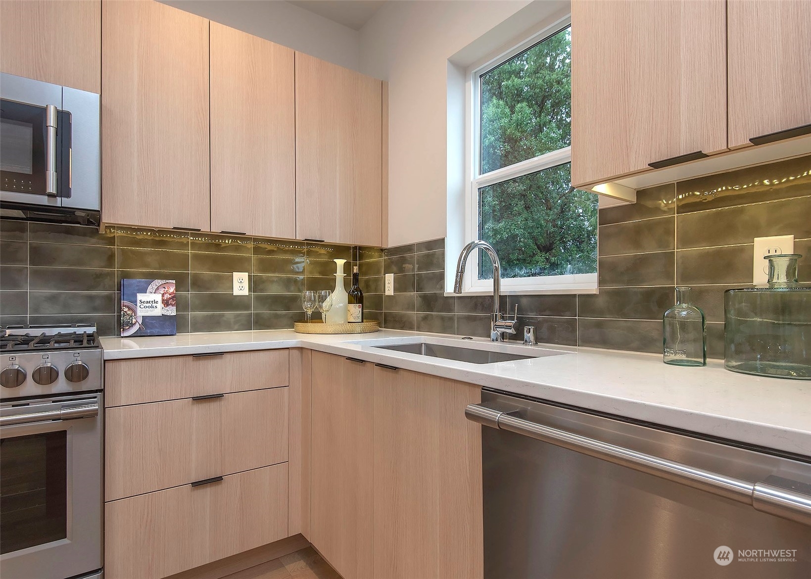 4846 50th Avenue SW #B