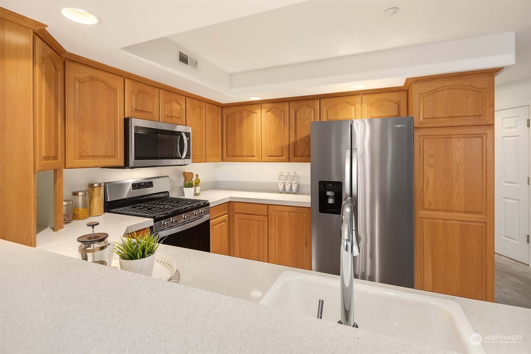 402 3rd Avenue S #B204