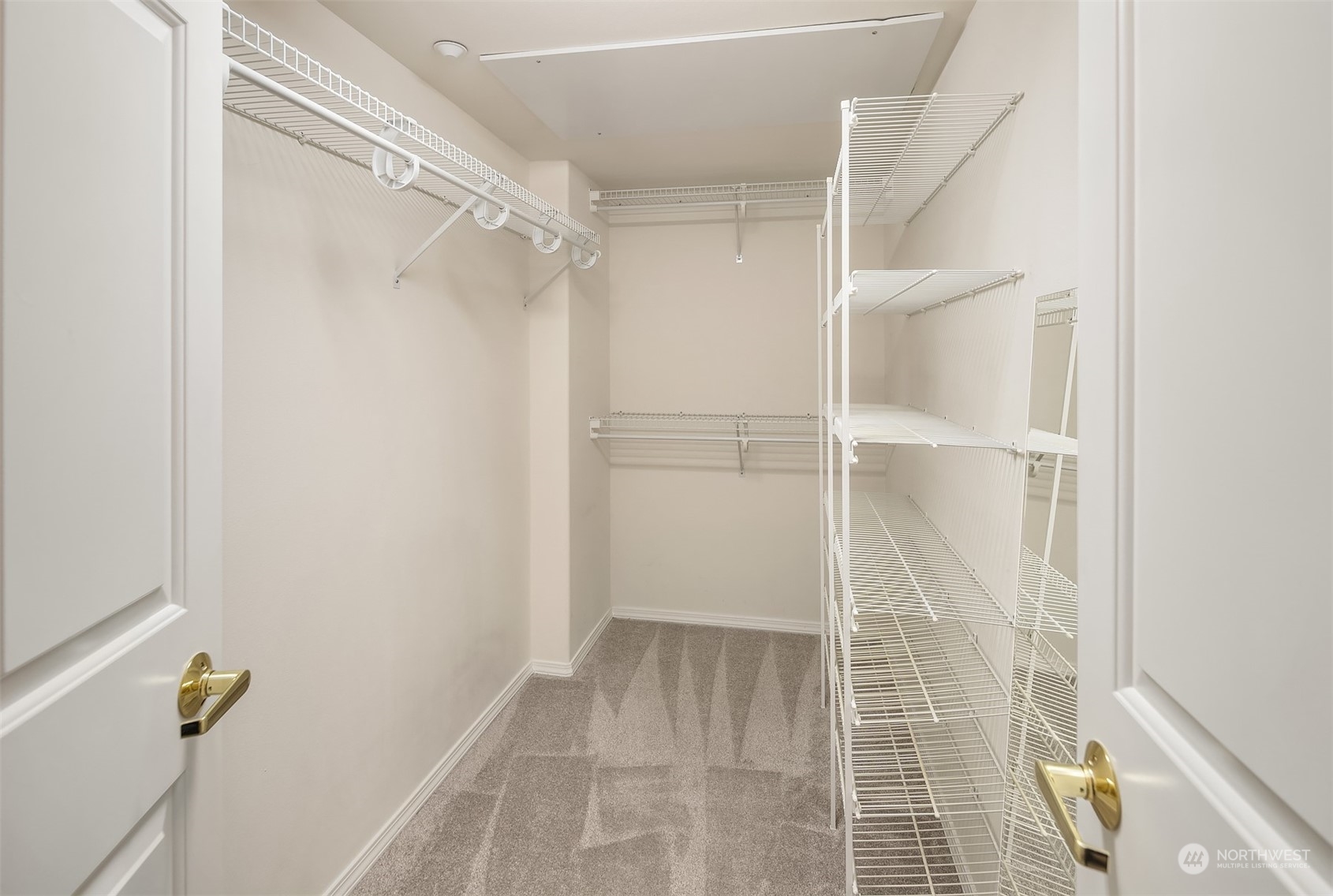 402 3rd Avenue S #B204