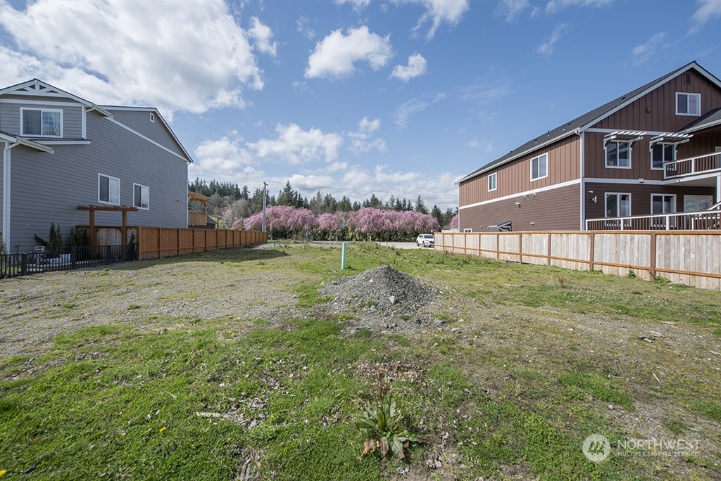 8904 384th Avenue SE