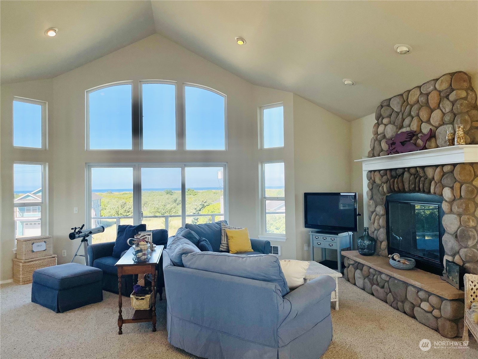 292 Sand Dune Avenue SW