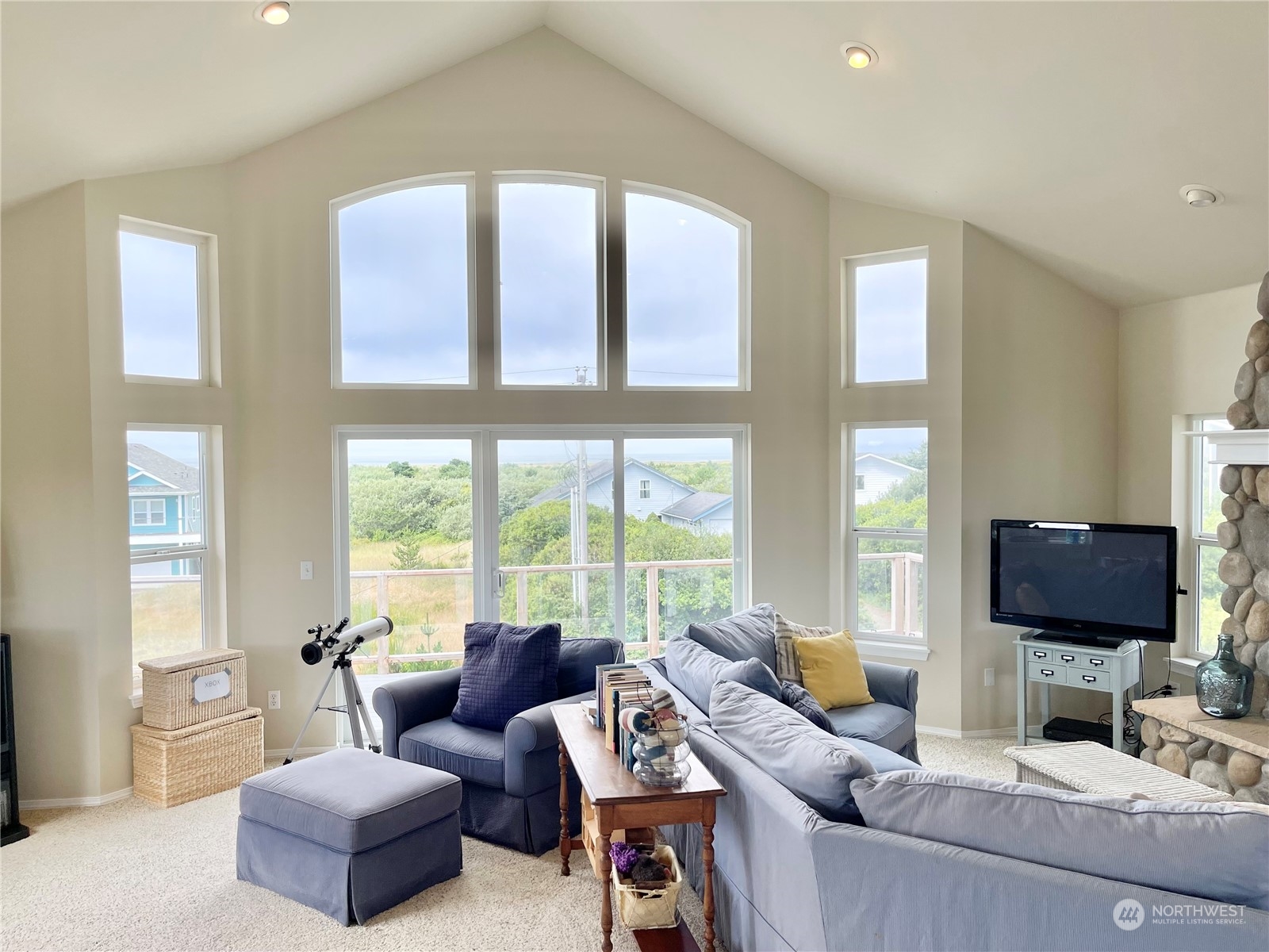 292 Sand Dune Avenue SW