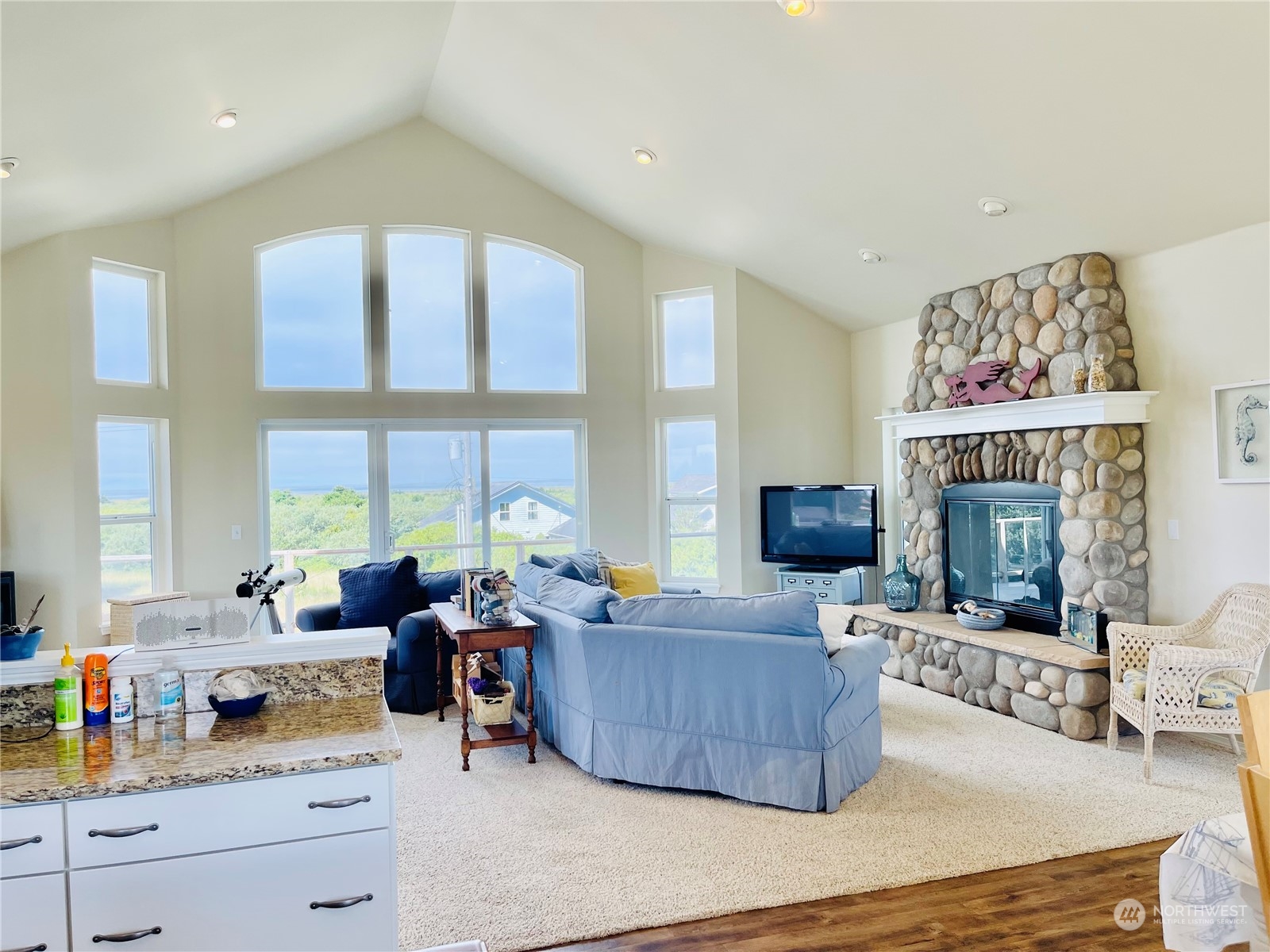 292 Sand Dune Avenue SW