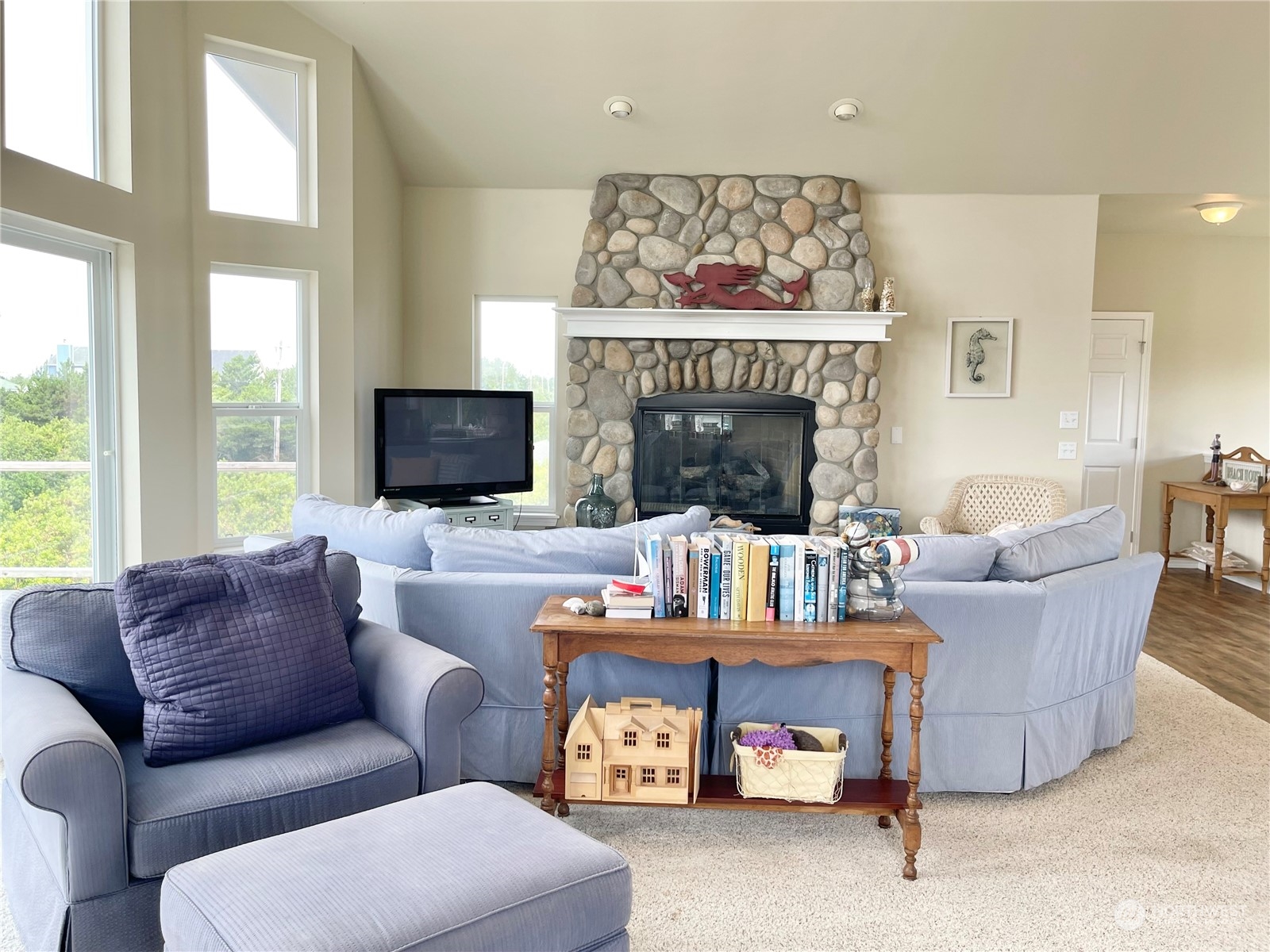 292 Sand Dune Avenue SW