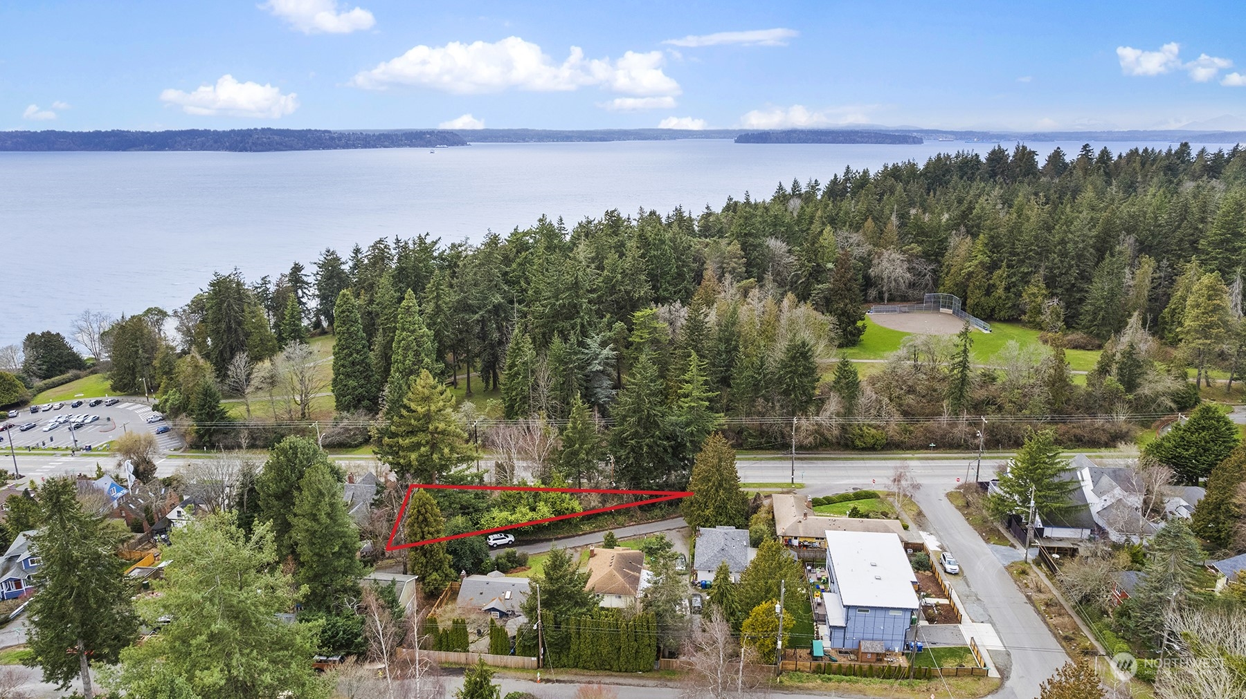 8406 Fauntleroy Way SW