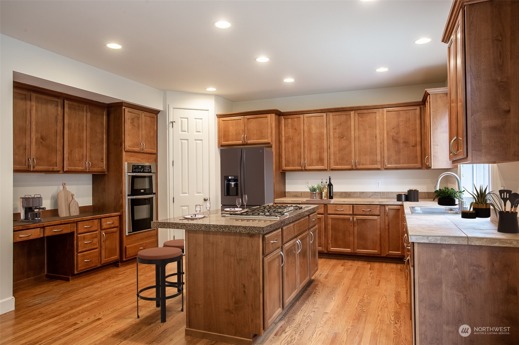 8114 135th Place SE, -5936